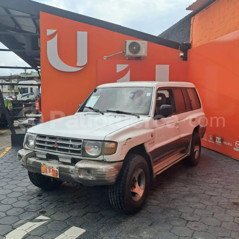 Foto 2 de Mitsubishi Montero 5P