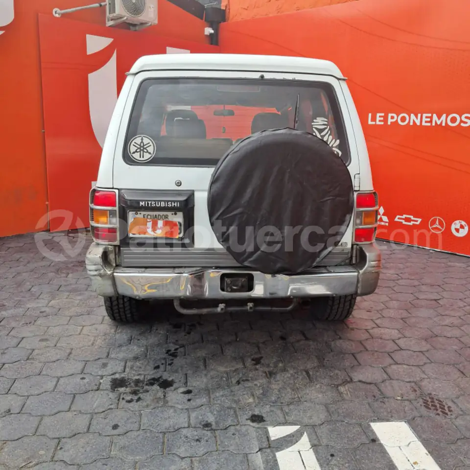 Foto 4 de Mitsubishi Montero 5P
