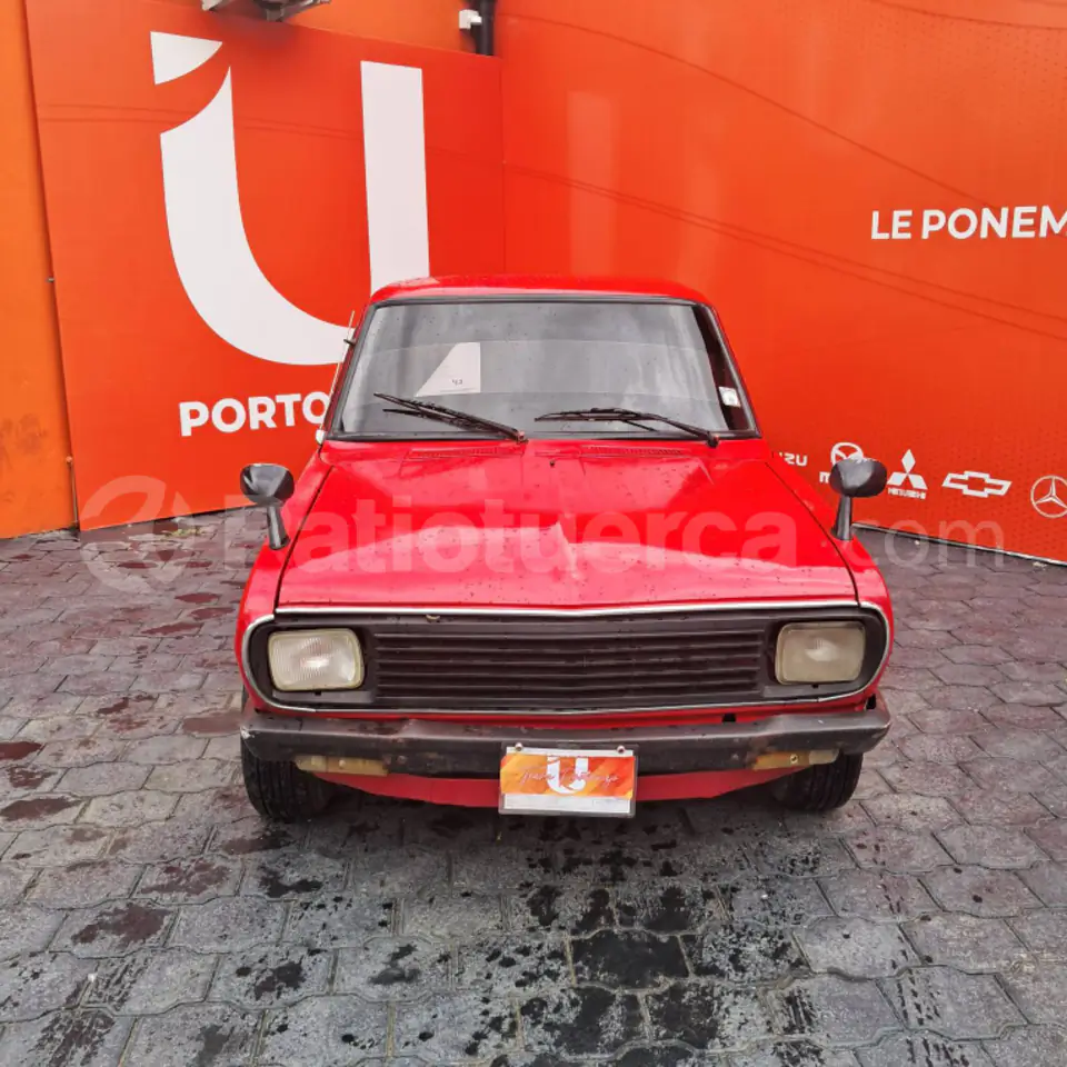 Foto 1 de Nissan 1200