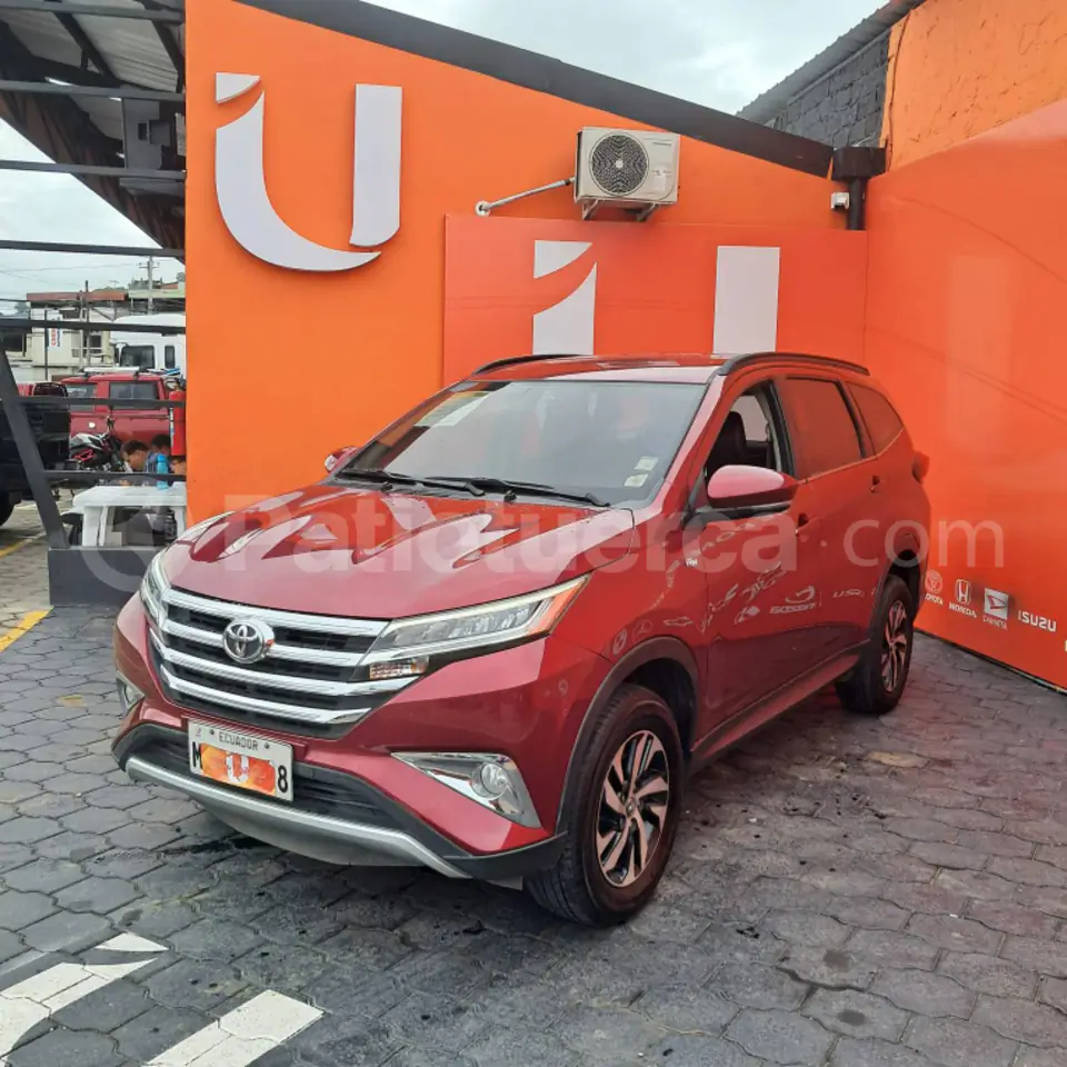 Foto 2 de Toyota Rush