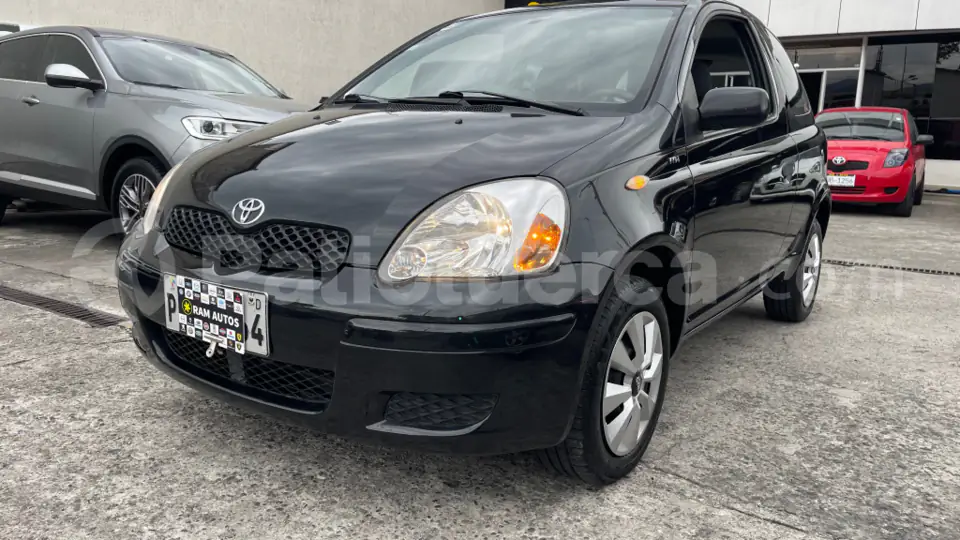 Foto 1 de Toyota Yaris
