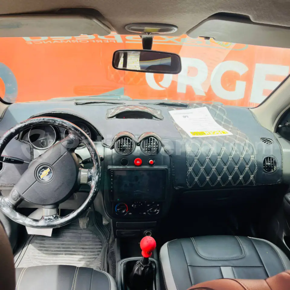 Foto 8 de Chevrolet Aveo Activo