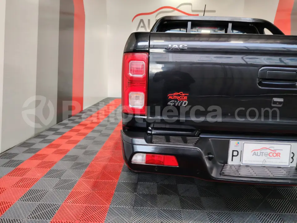 Foto 6 de JAC T8 LUXURY