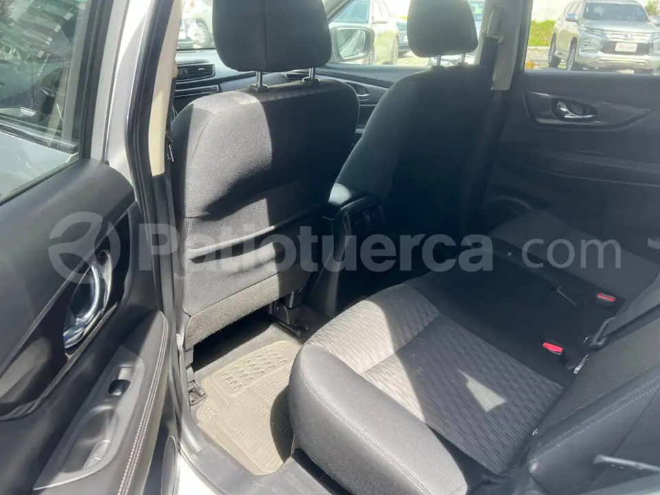 Foto 6 de Nissan X-Trail Sense 2 Row