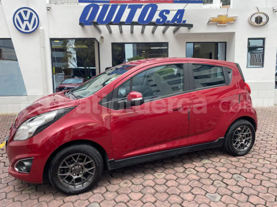 Foto 2 de Chevrolet Spark GT