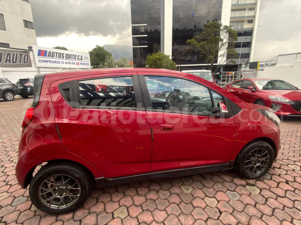 Foto 3 de Chevrolet Spark GT