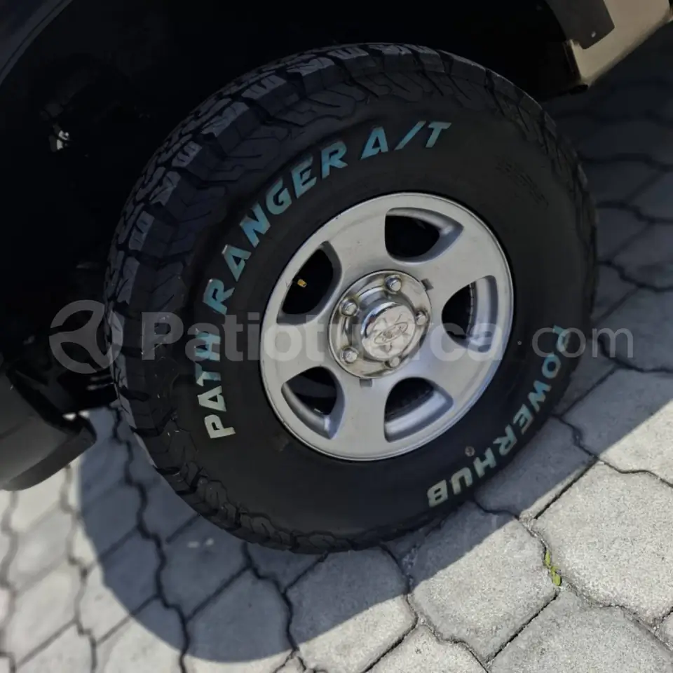 Foto 4 de Ford F150 Lariat