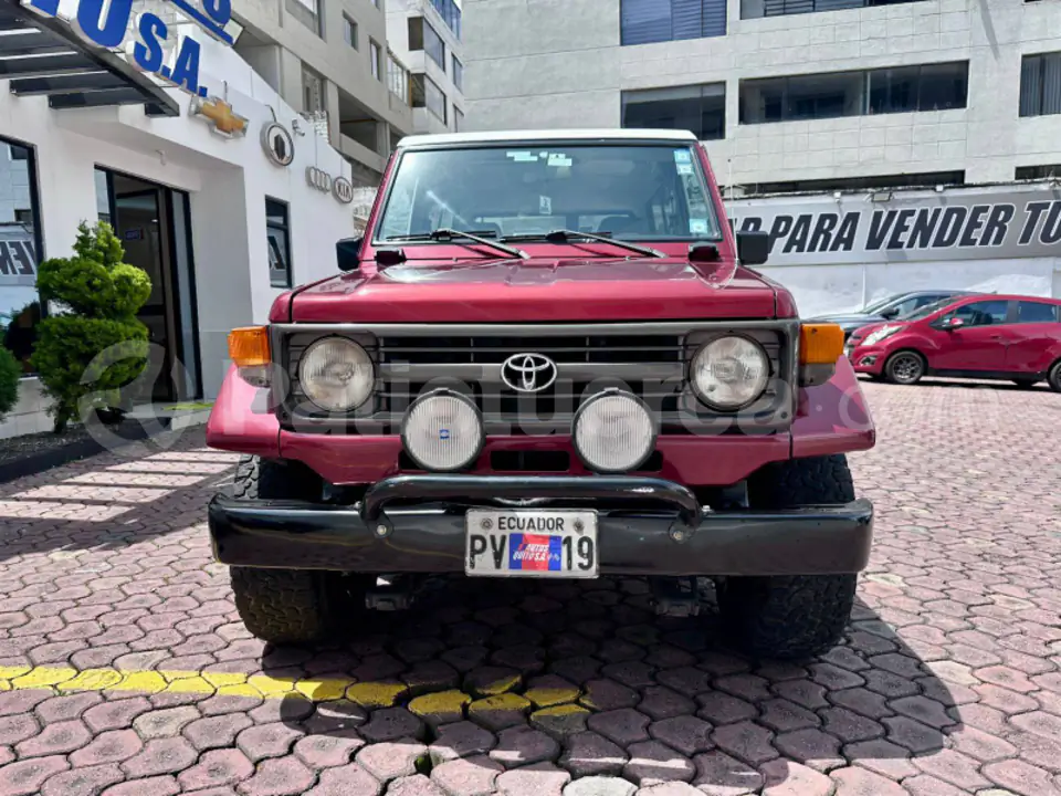 Foto 1 de Toyota Land Cruiser
