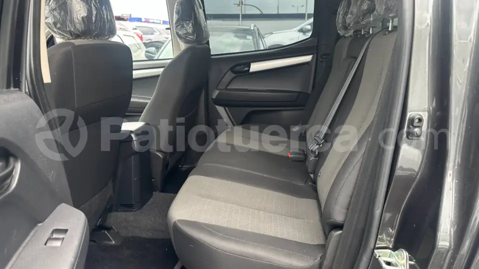 Foto 10 de Chevrolet DMAX CRDI FULL