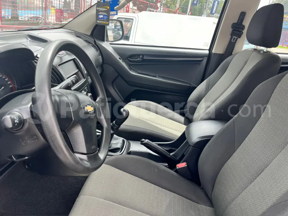 Foto 12 de Chevrolet D-MAX HI RIDE CRDI