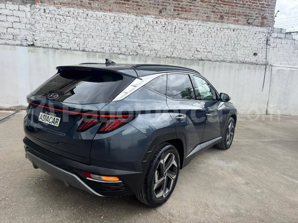 Foto 2 de Hyundai TUCSON NX4E GL