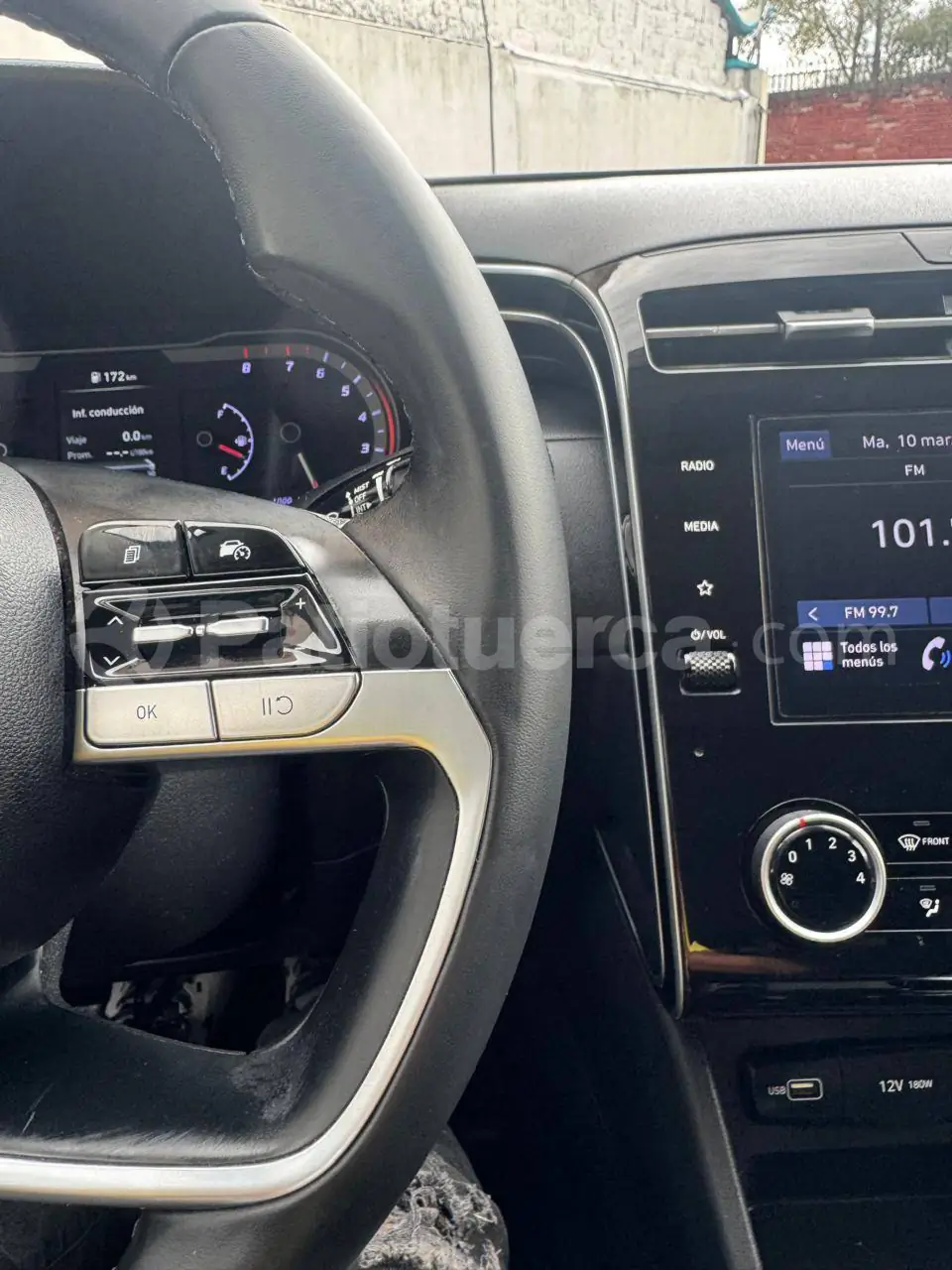 Foto 18 de Hyundai TUCSON NX4E GL