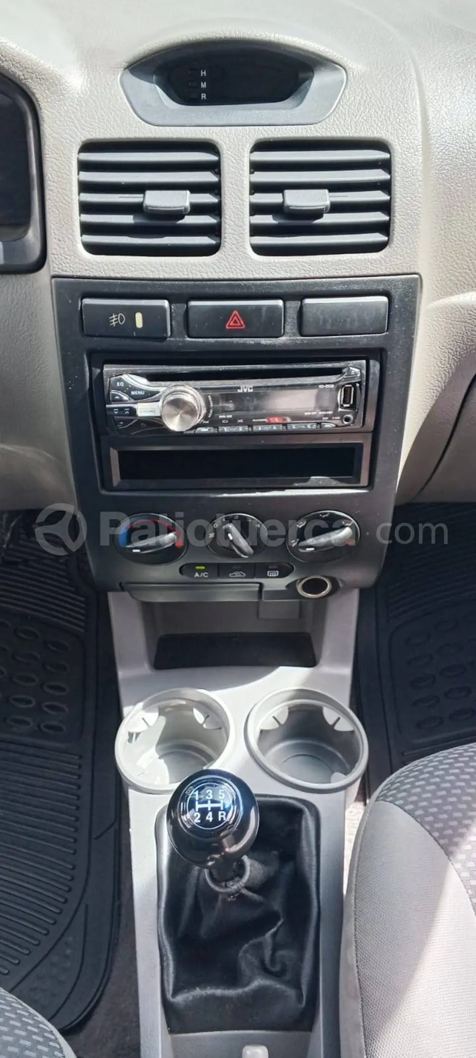 Foto 7 de Kia Rio Stylus