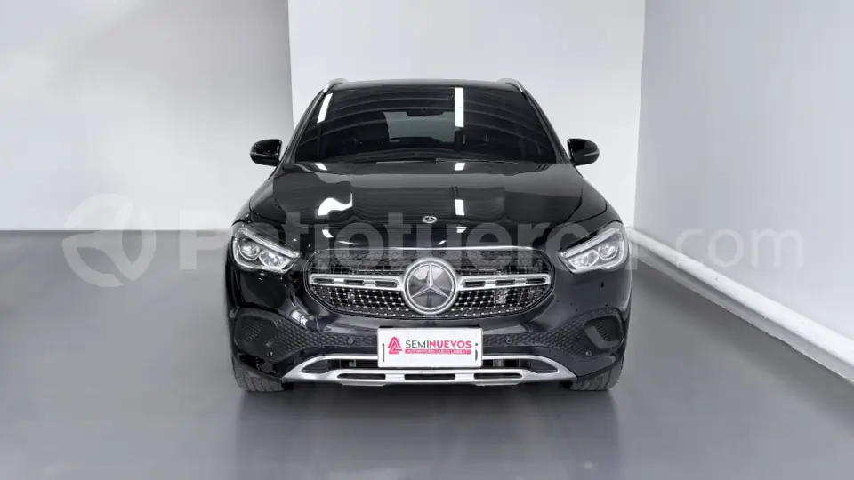 Foto 2 de Mercedes Benz GLA 200