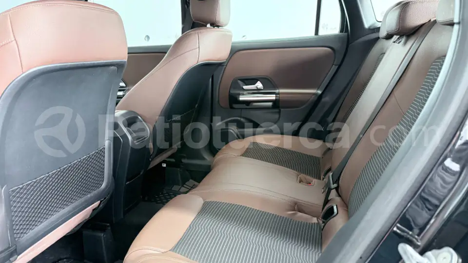 Foto 6 de Mercedes Benz GLA 200