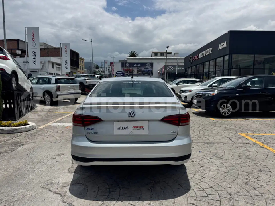 Foto 6 de Volkswagen Virtus