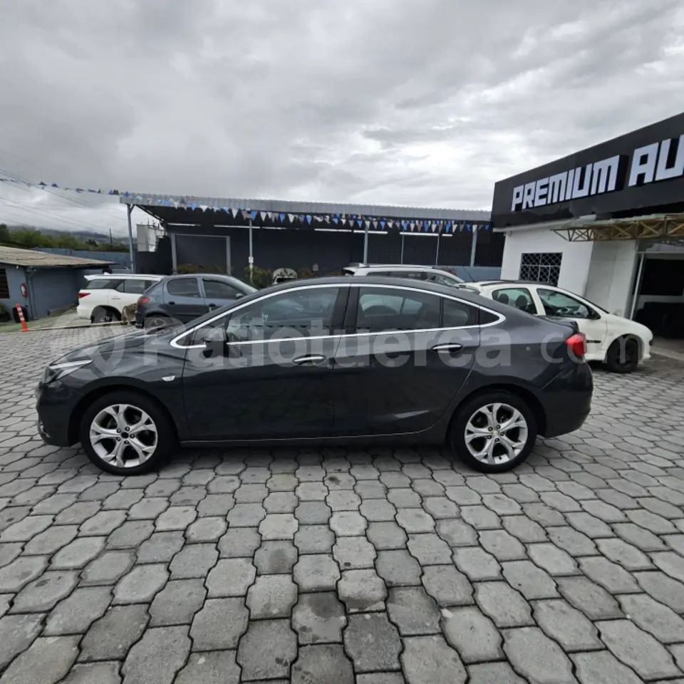 Foto 3 de Chevrolet Cruze