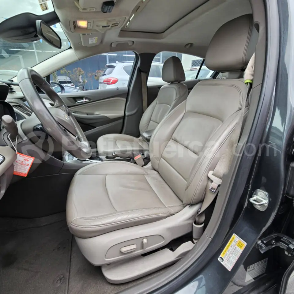 Foto 17 de Chevrolet Cruze