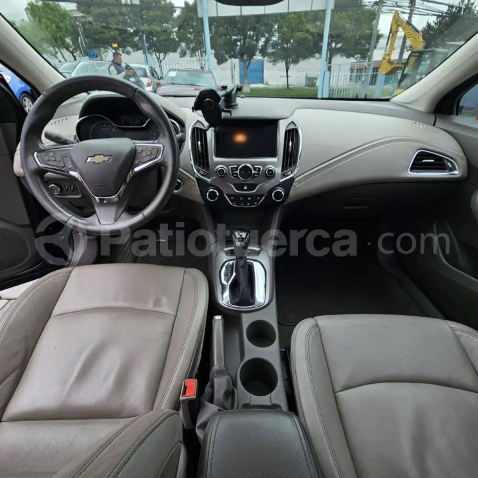 Foto 18 de Chevrolet Cruze