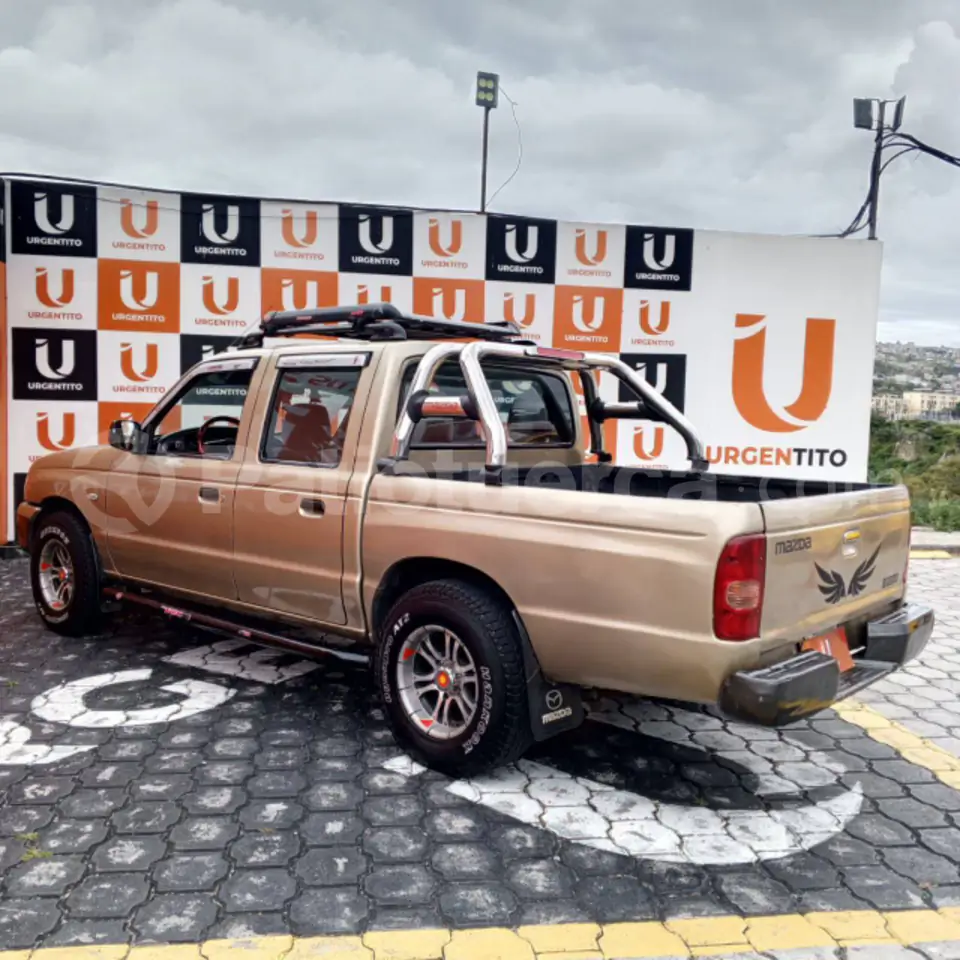 Foto 4 de Mazda B2200 CD