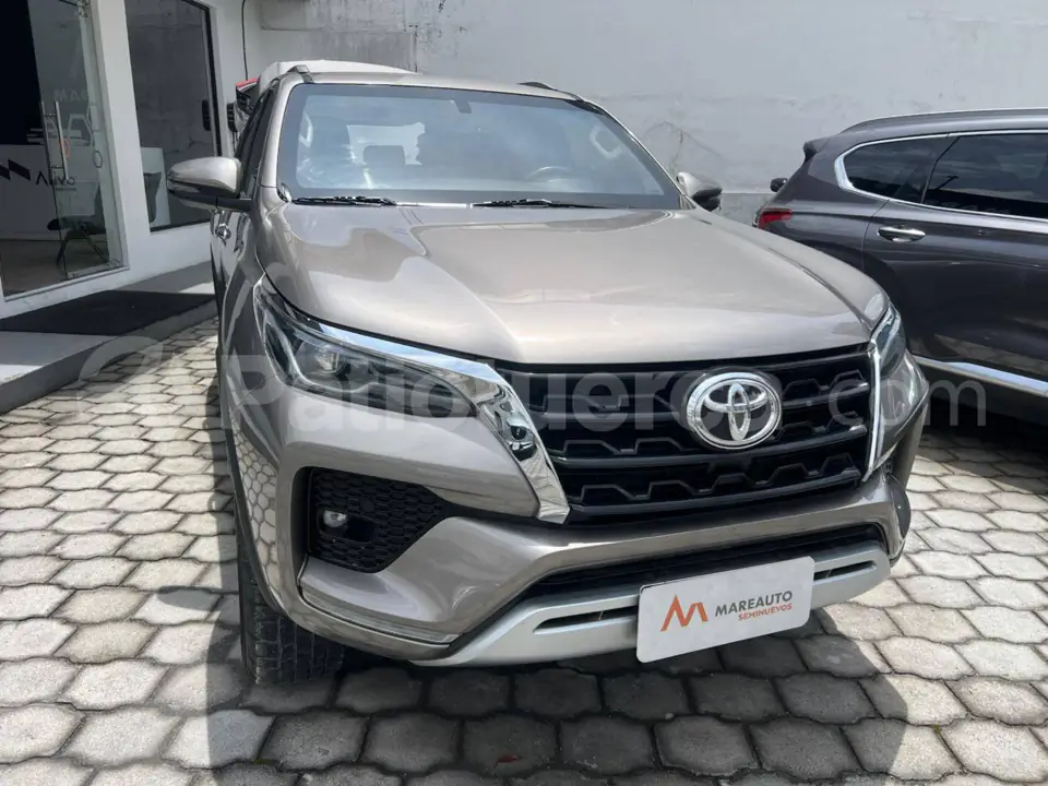 Foto 18 de Toyota Fortuner 4.0