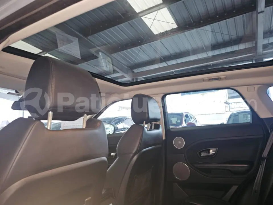 Foto 2 de Land Rover Range Rover Evoque S14