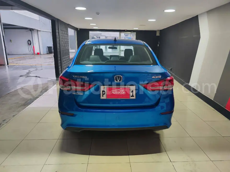 Foto 8 de Changan Alsvin