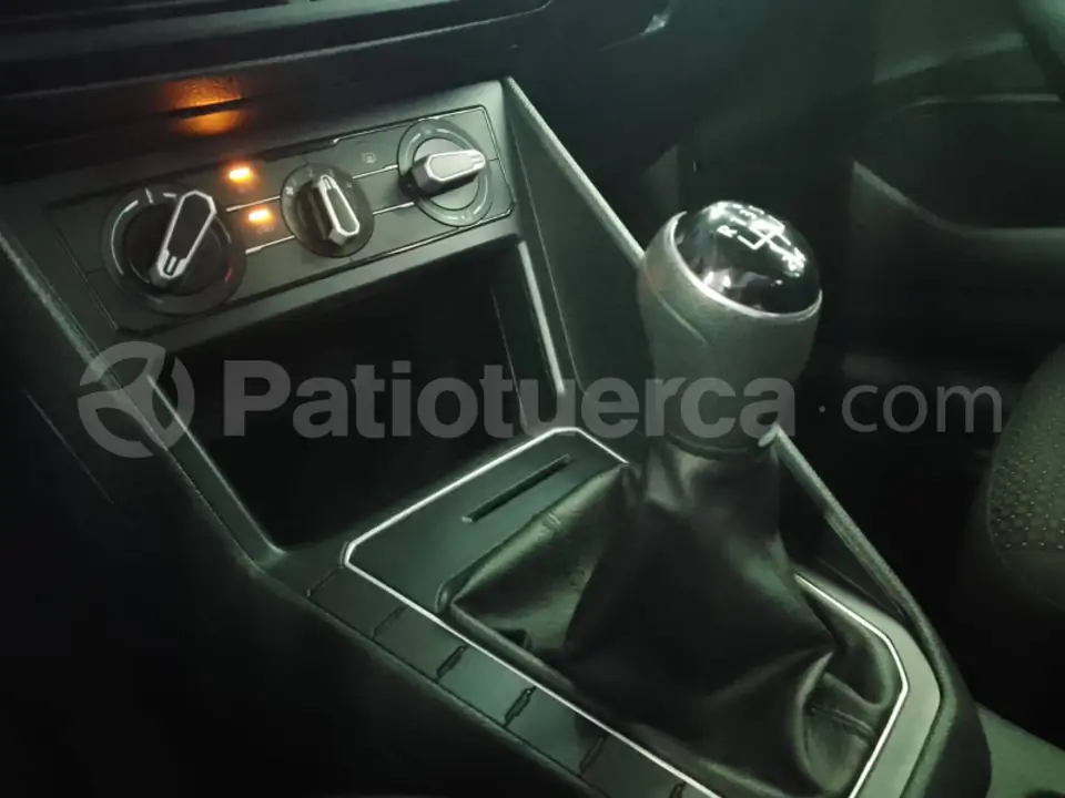 Foto 16 de Volkswagen Polo Trendline