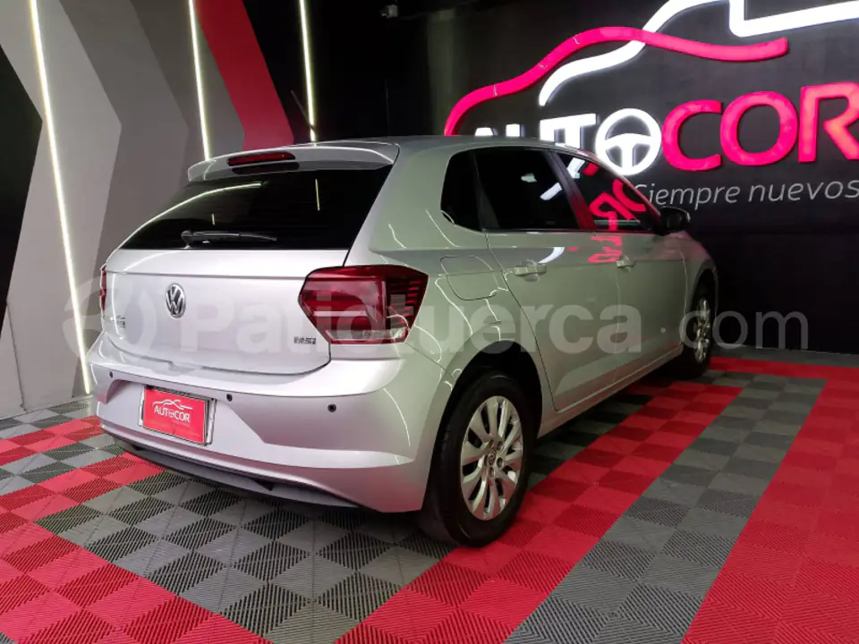 Foto 25 de Volkswagen Polo Trendline