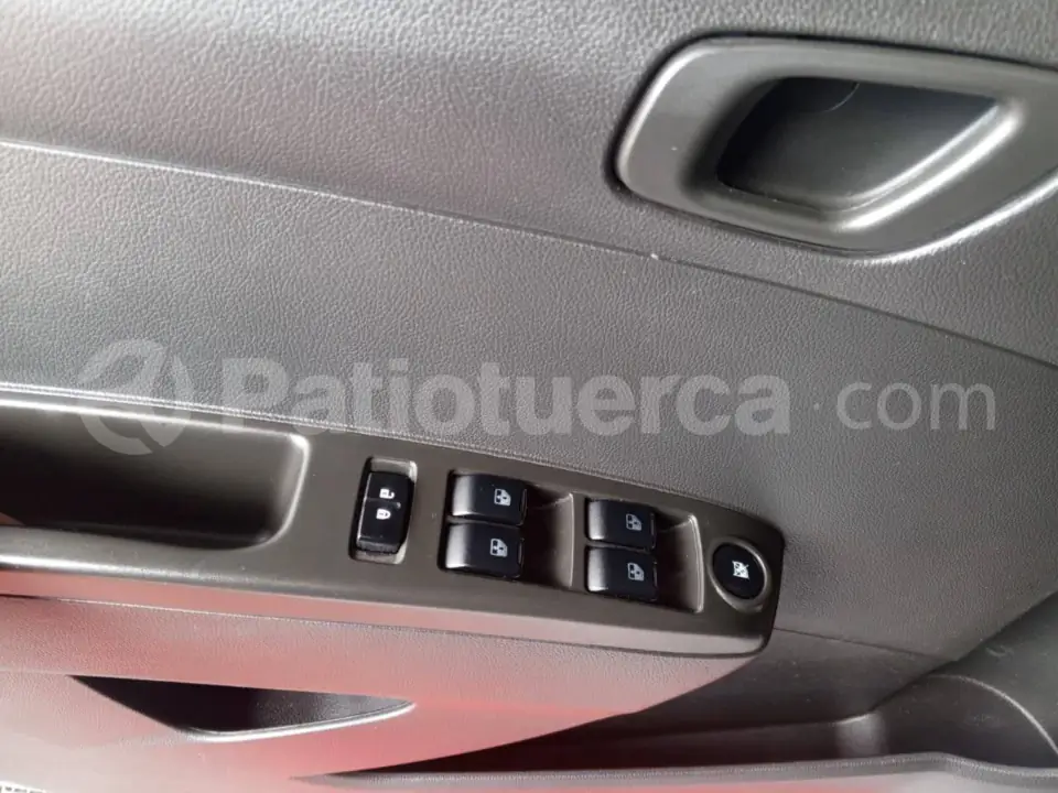 Foto 14 de Chevrolet BEAT PREMIER