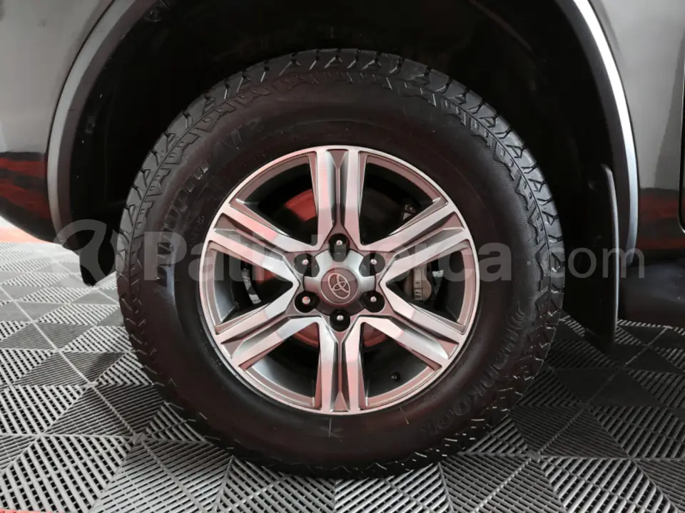 Foto 35 de Toyota Fortuner 2.7