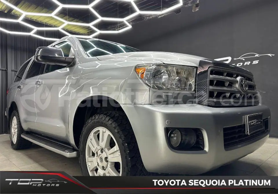 Foto 1 de Toyota Sequoia Platinium