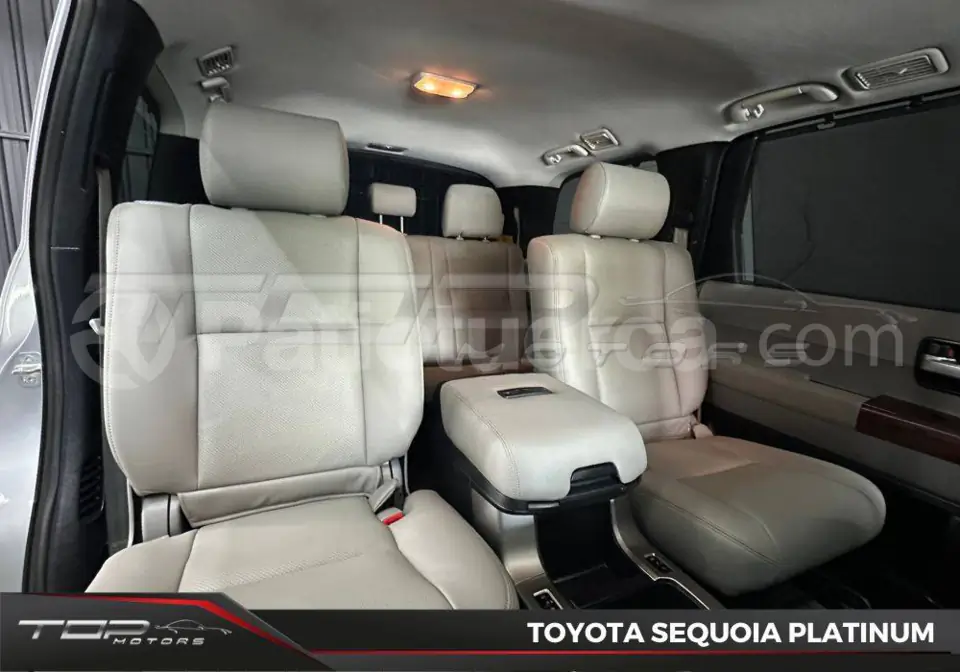 Foto 8 de Toyota Sequoia Platinium
