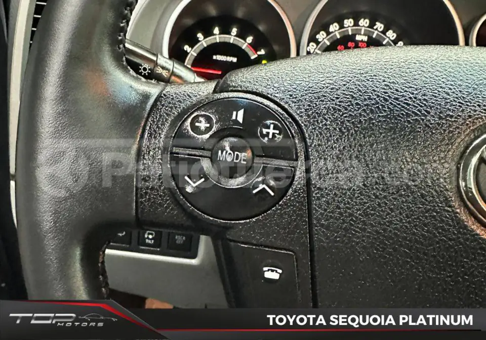 Foto 28 de Toyota Sequoia Platinium