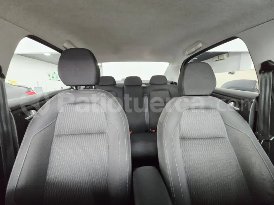 Foto 13 de Peugeot 301 Allure