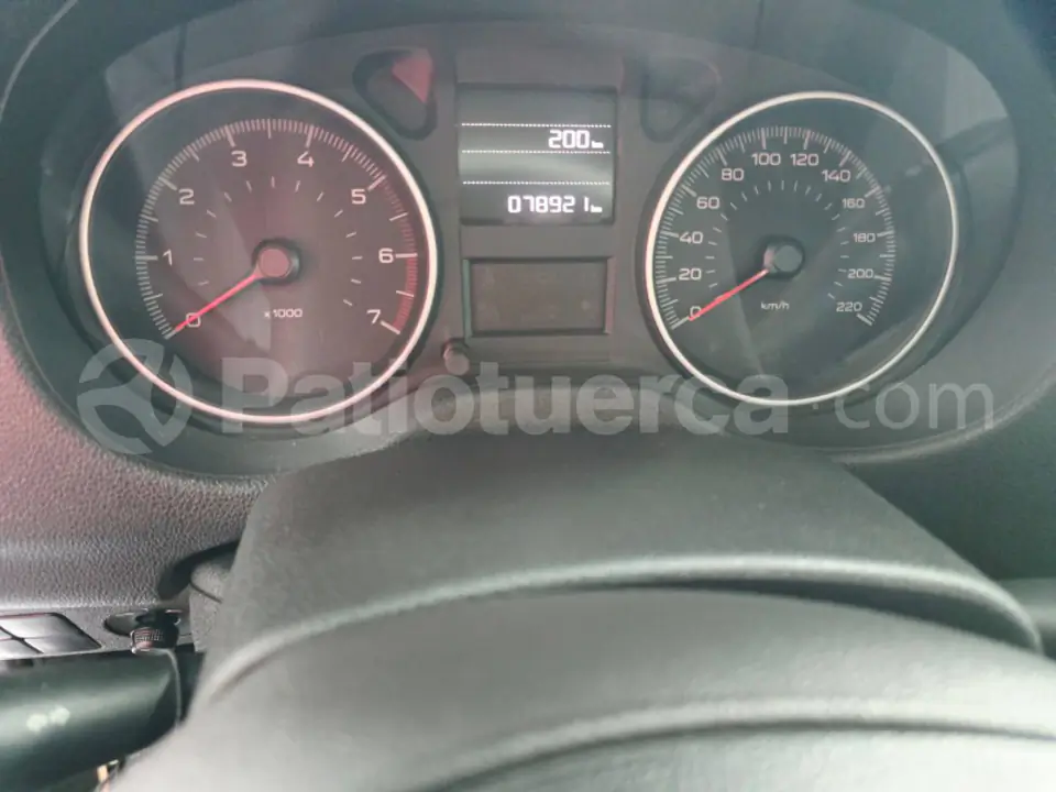 Foto 14 de Peugeot 301 Allure