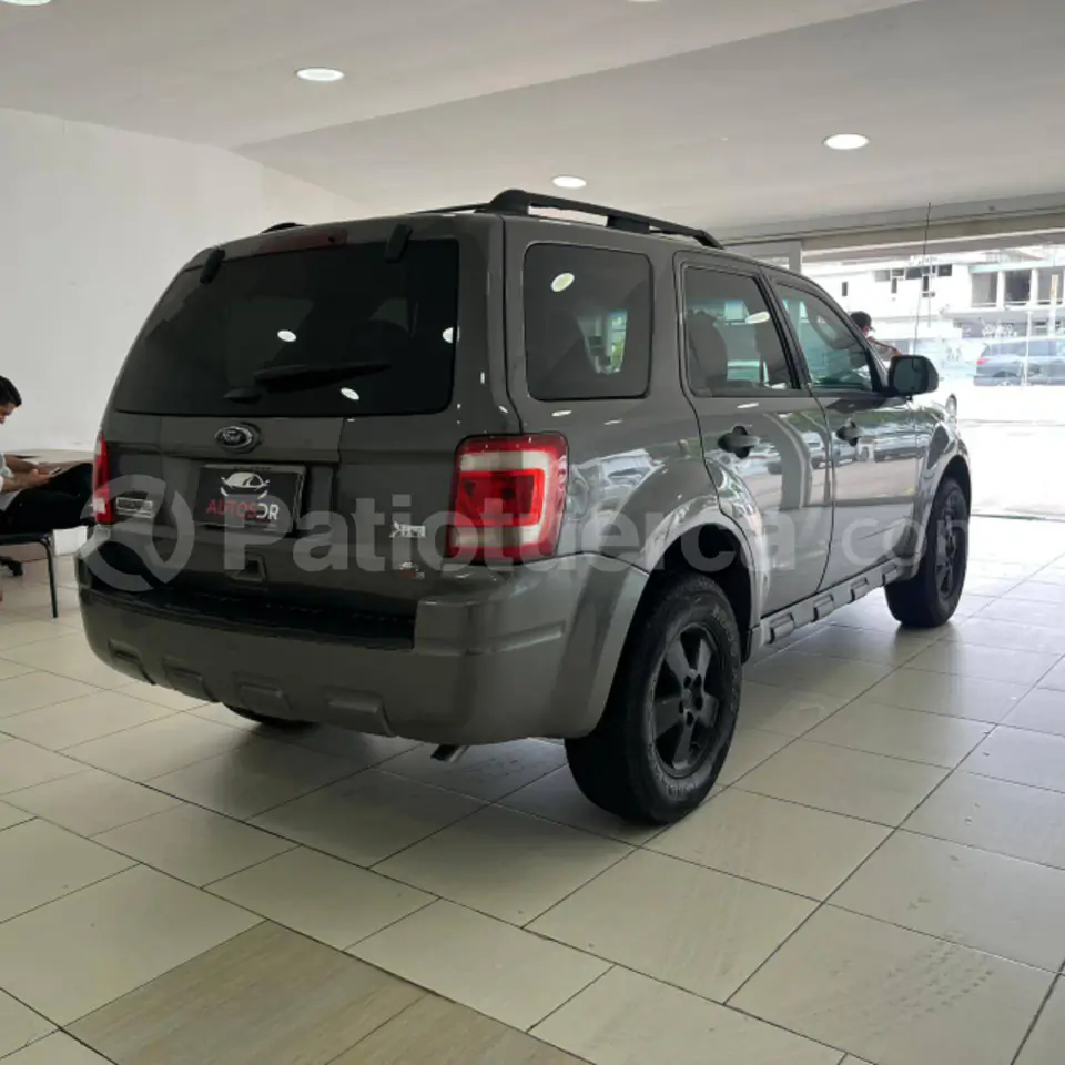 Foto 5 de Ford ESCAPE XLS