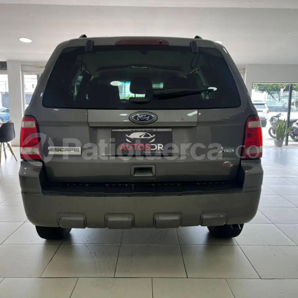 Foto 6 de Ford ESCAPE XLS
