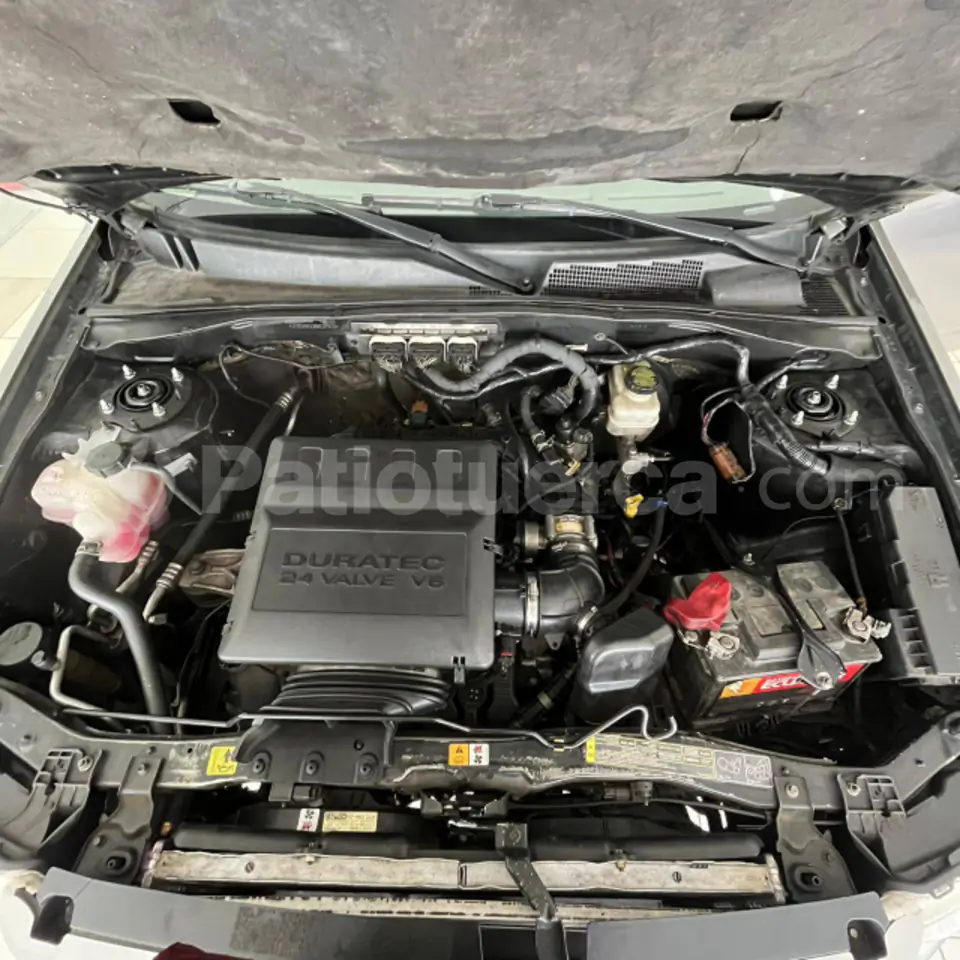 Foto 17 de Ford ESCAPE XLS