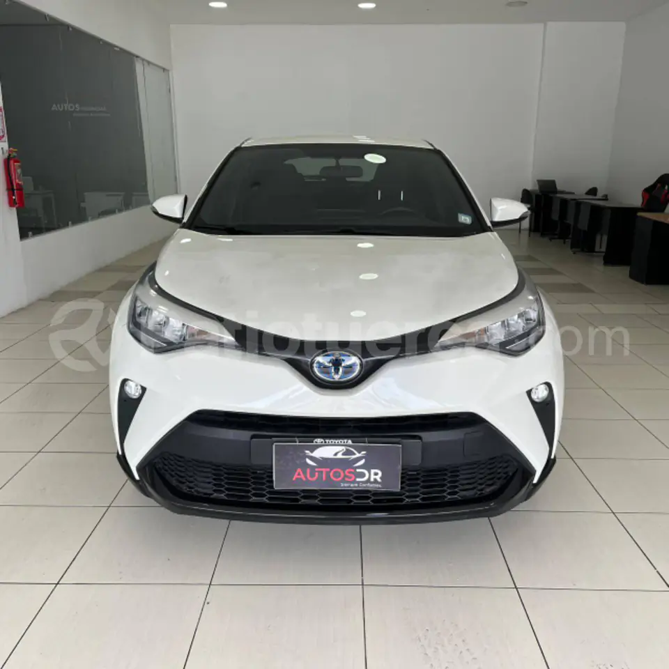 Foto 2 de Toyota C-HR