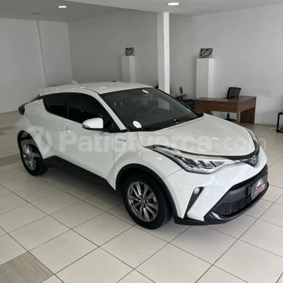 Foto 4 de Toyota C-HR