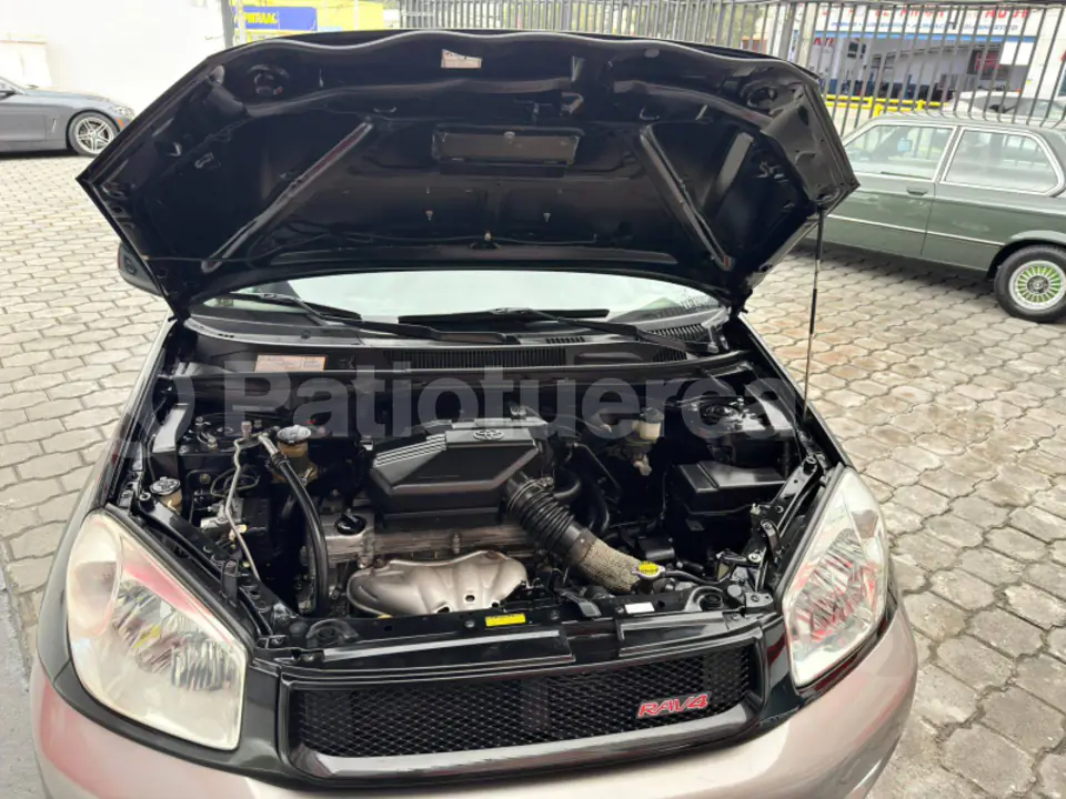 Foto 7 de Toyota RAV 4