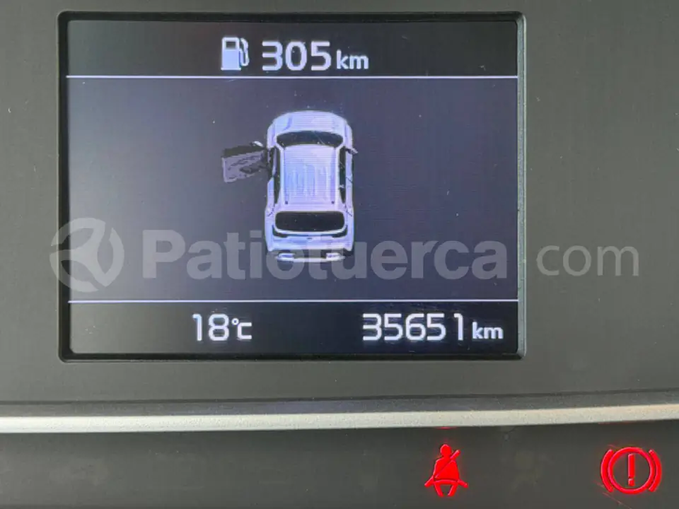 Foto 10 de Kia SONET LX STD