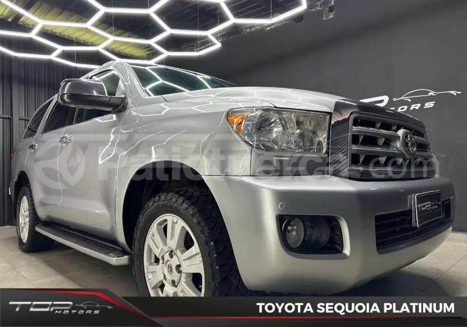 Foto 1 de Toyota Sequoia Platinium