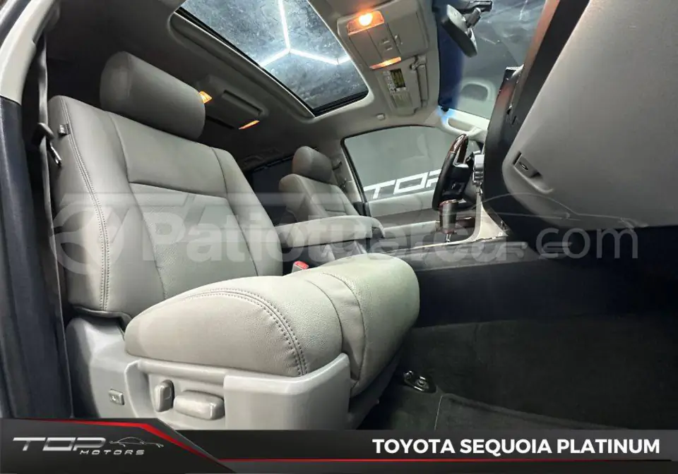 Foto 14 de Toyota Sequoia Platinium