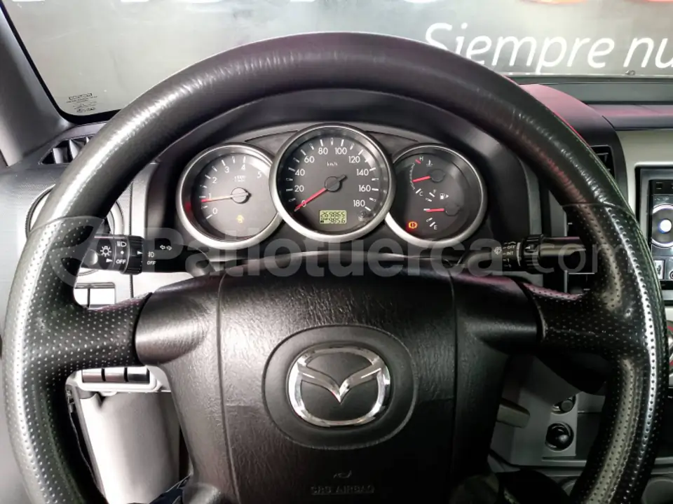Foto 12 de Mazda BT-50 4x4 Diesel