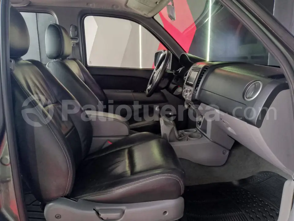 Foto 8 de Mazda BT-50 CD 4x4