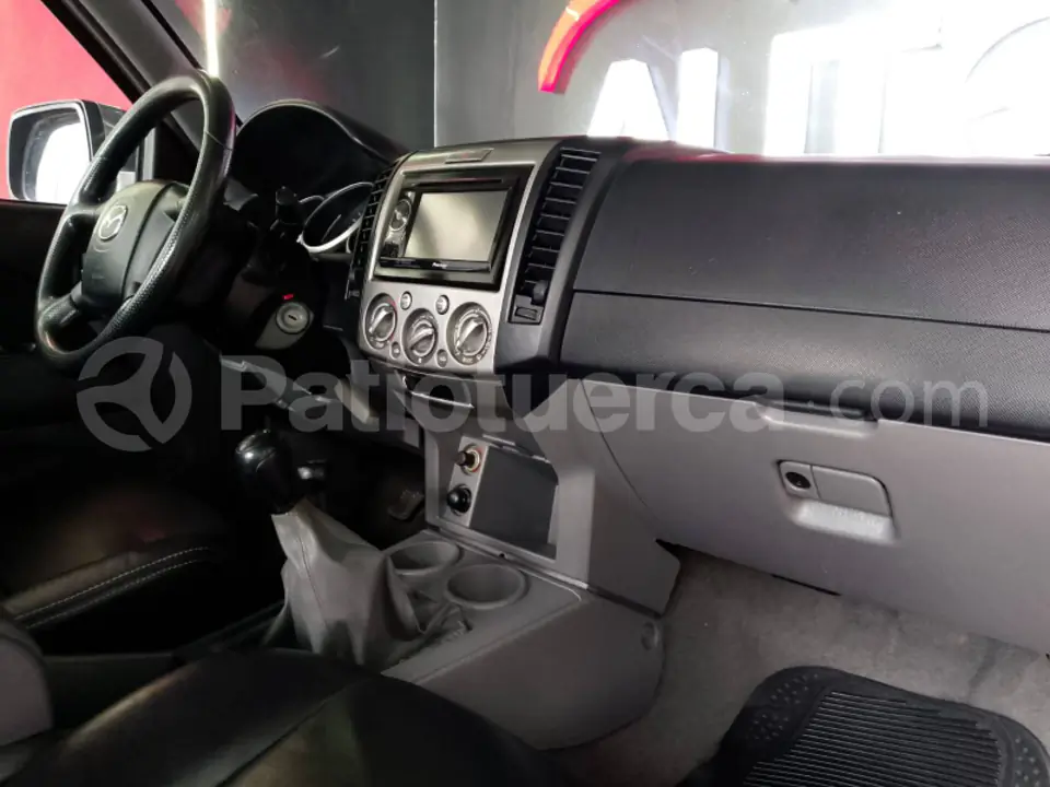 Foto 13 de Mazda BT-50 CD 4x4