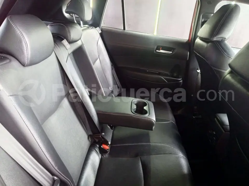 Foto 22 de Toyota COROLLA CROSS