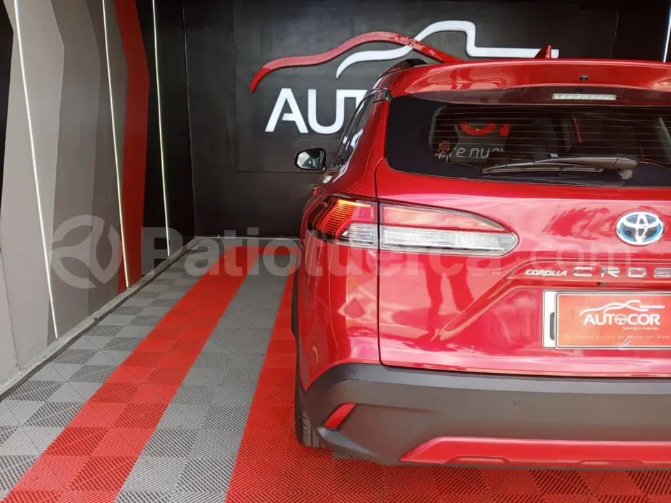 Foto 25 de Toyota COROLLA CROSS